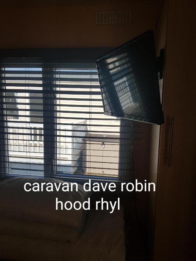 Large 3 Bedroom Rhyl Exterior photo